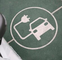 cierre-de-carga-de-coches-electricos